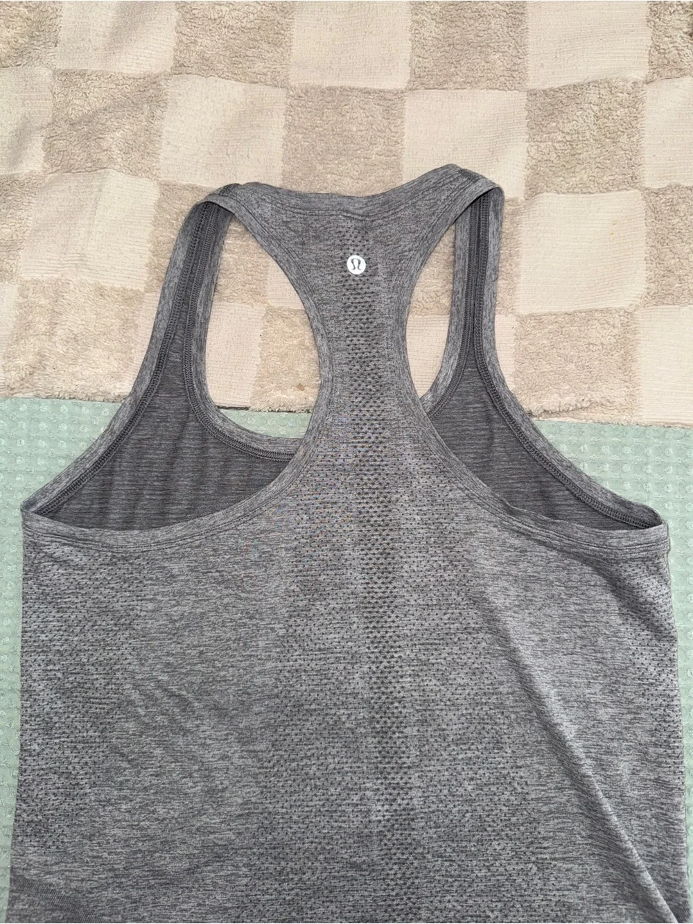 Lululemon Swiftly Tech Racerback‎ Tank size 8